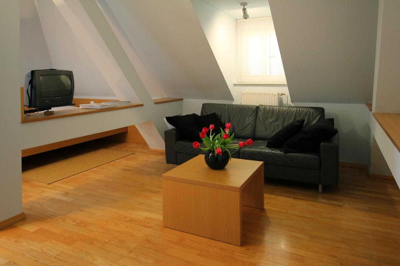 Apartments Villa Boltez Kranj Bagian luar foto