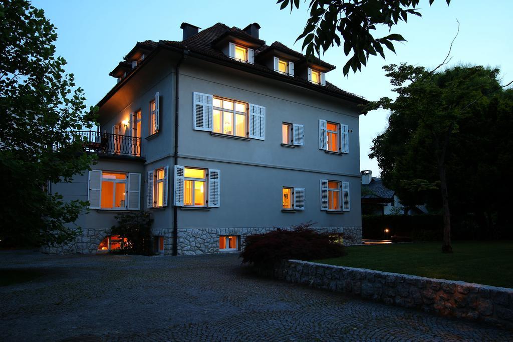 Apartments Villa Boltez Kranj Bagian luar foto